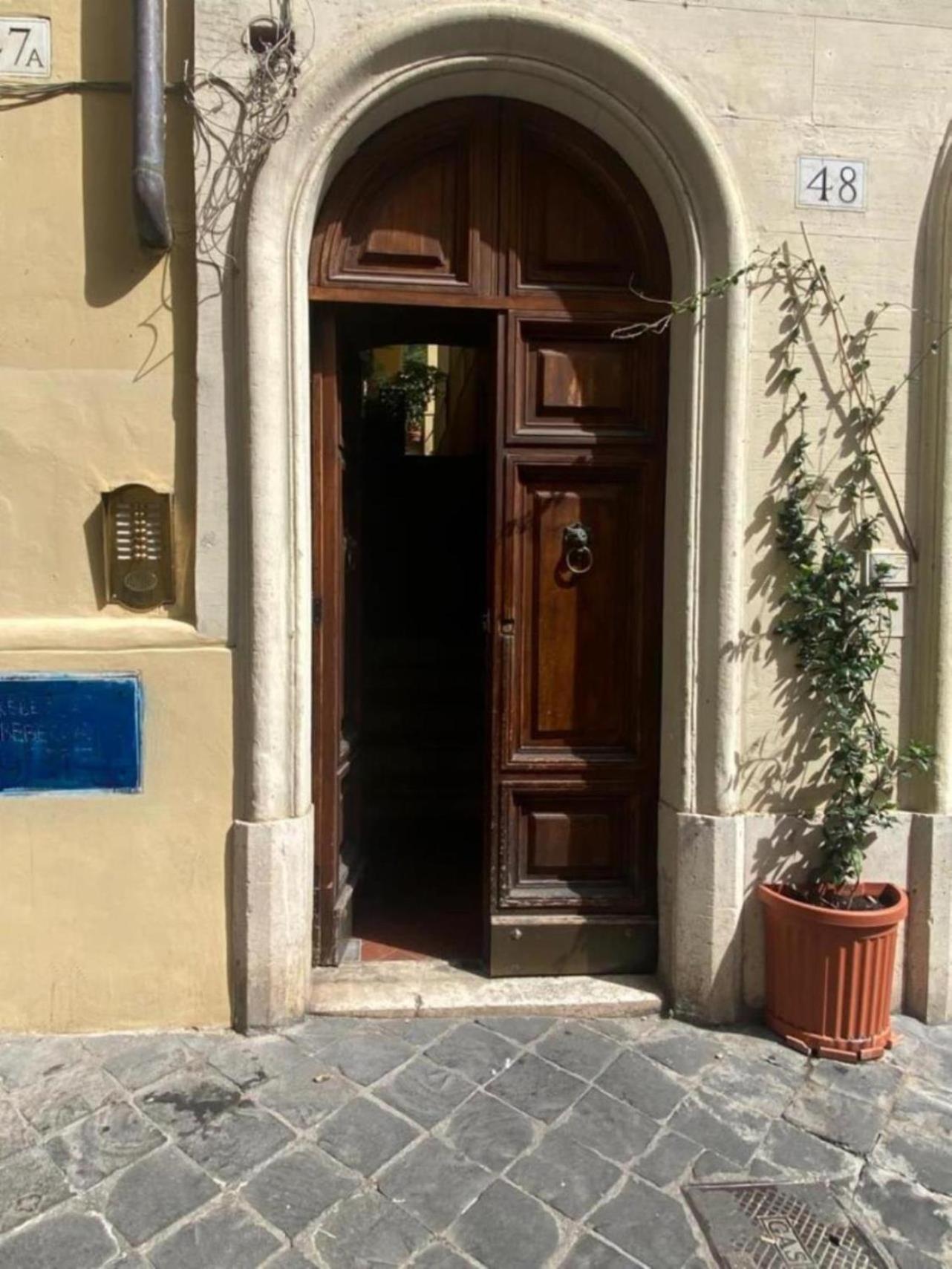 Apartment Margutta Domitia Rom